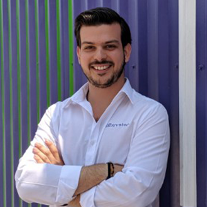 2 Juan Gabriel Succar